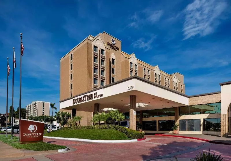 هتل Doubletree By Hilton Whittier Los Angeles