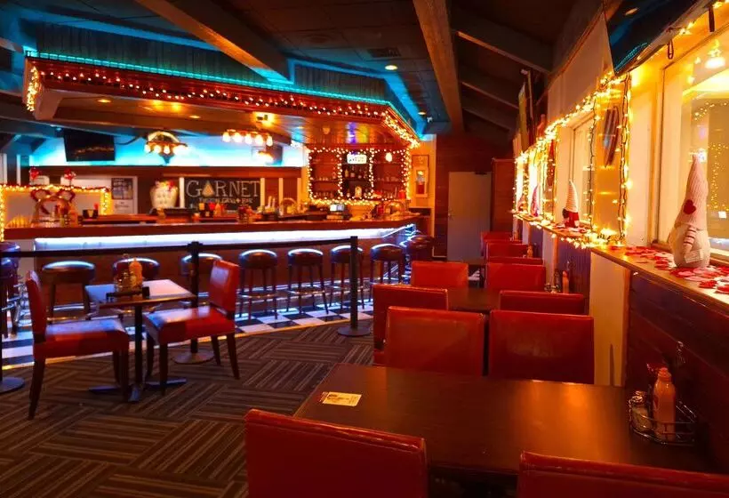 ホテル Travelodge By Wyndham Indianapolis Speedway