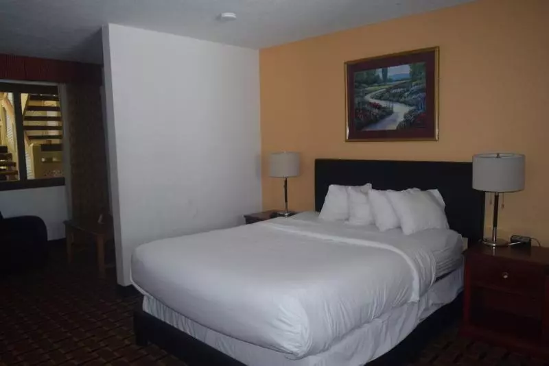 ホテル Travelodge By Wyndham Indianapolis Speedway