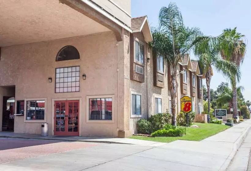 ホテル Super 8 By Wyndham Bakersfield South Ca