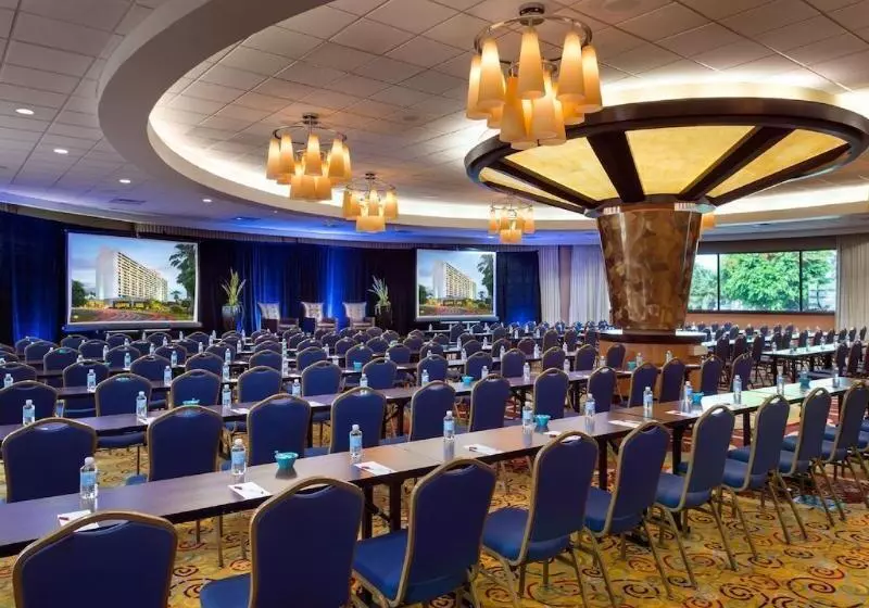 فندق Torrance Marriott Redondo Beach