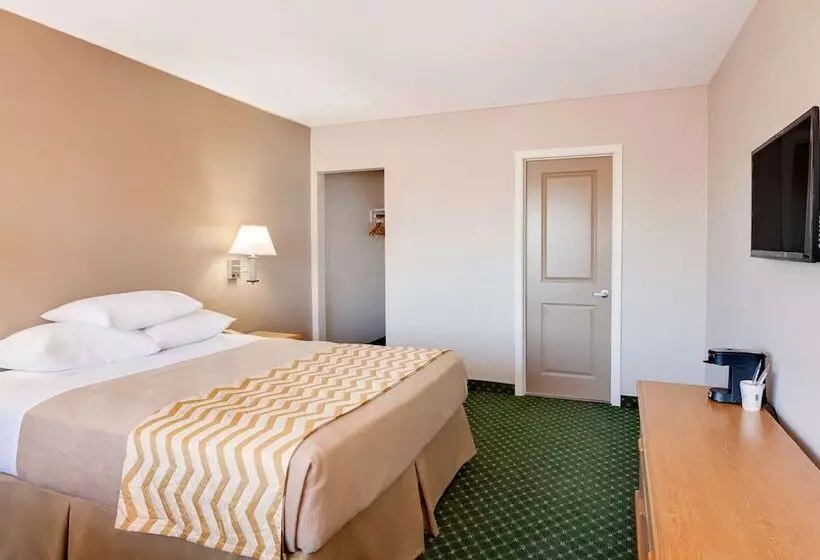 בית מלון כפרי Travelodge By Wyndham Eureka