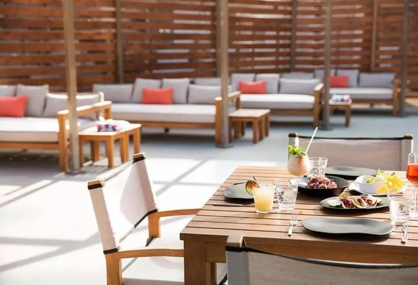 Hotelli V Palm Springs