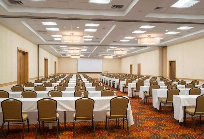 Toftrees Golf Resort