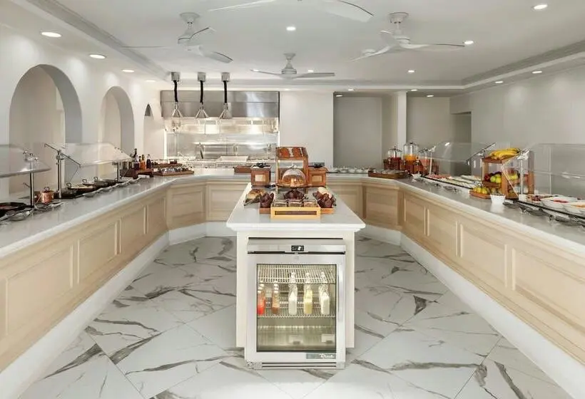 Colony Club By Elegant Hotels