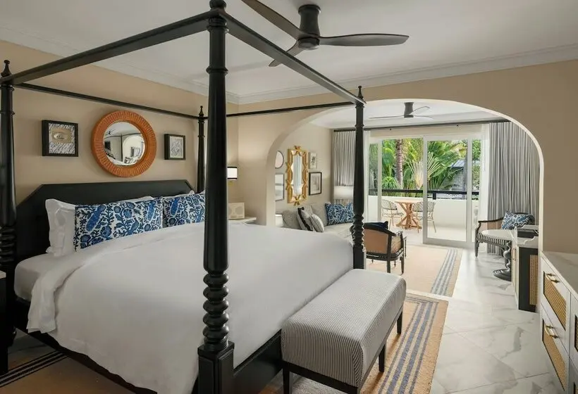 Colony Club By Elegant Hotels