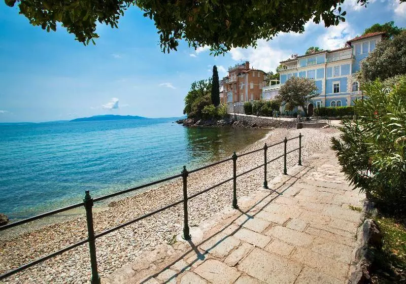 בית מלון כפרי Belvedere