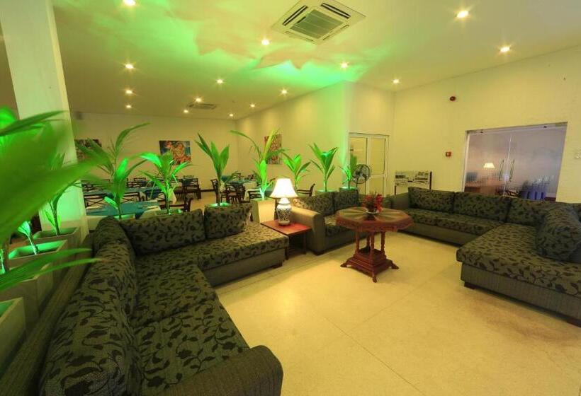 בית מלון כפרי Catamaran Beach