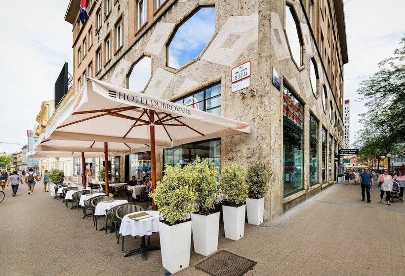 ホテル Dubrovnik