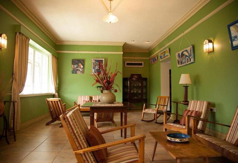 هتل Grand View Beach