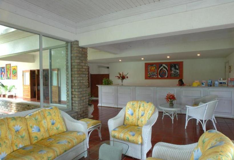 هتل Grand View Beach