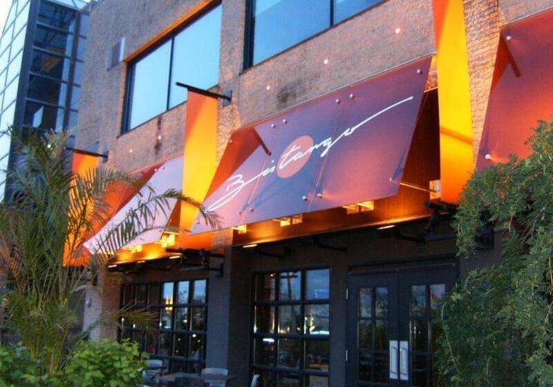 هتل Hôtel Alt Québec