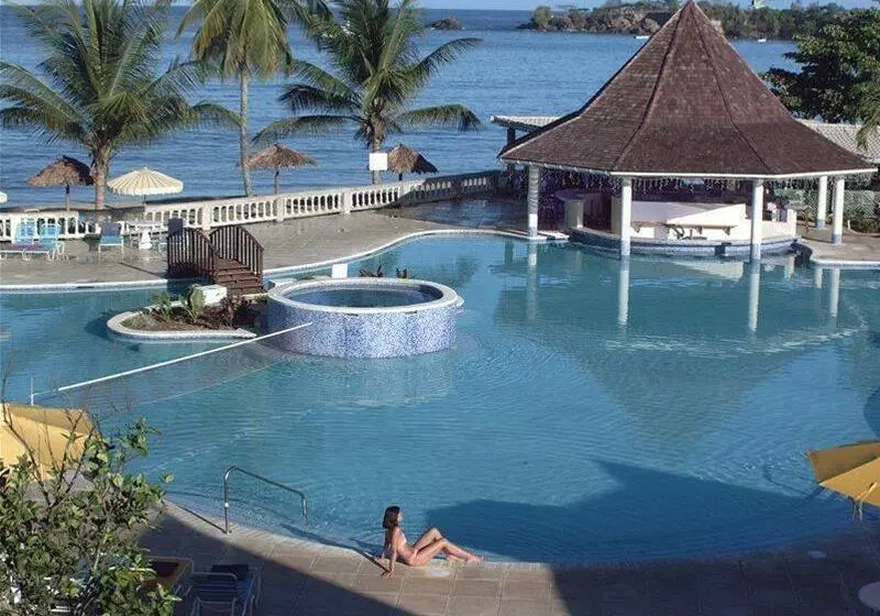 هتل Starfish Tobago