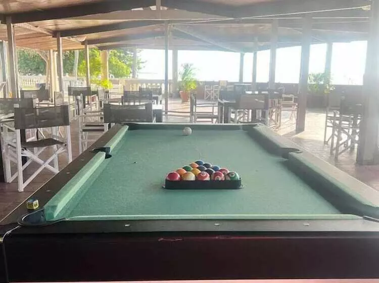 هتل Starfish Tobago