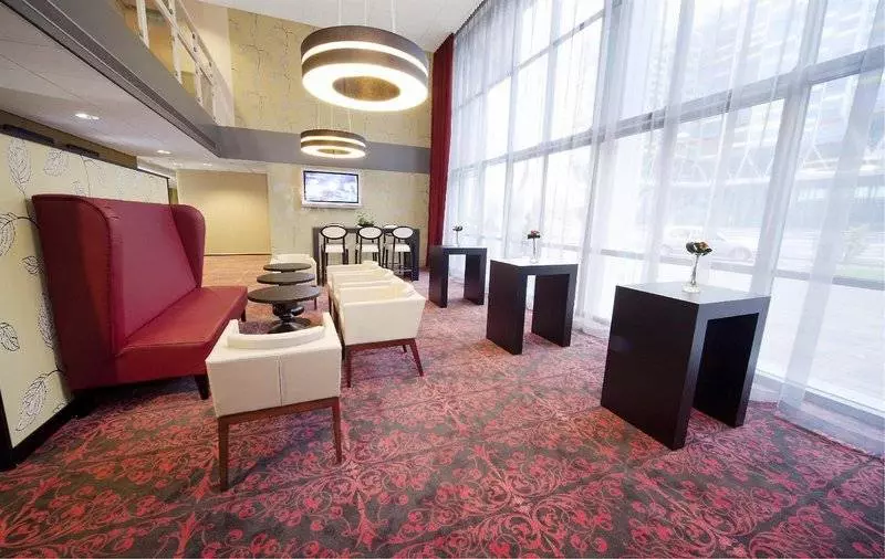 Отель Golden Tulip Leiden Centre