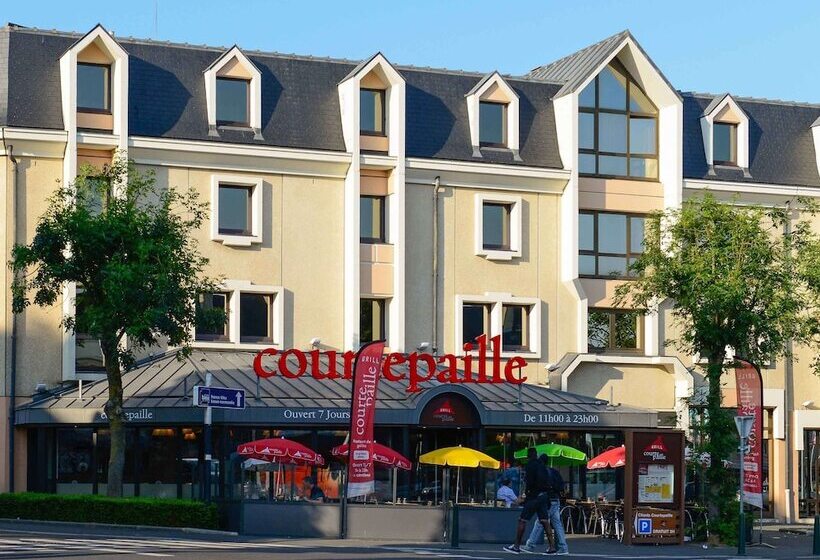 هتل Ibis Port De Plaisance