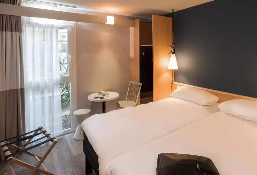 Отель Ibis Nantes Saint Herblain