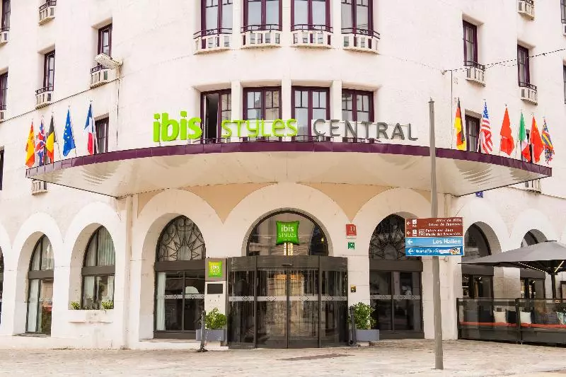 هتل Ibis Styles Dijon Central