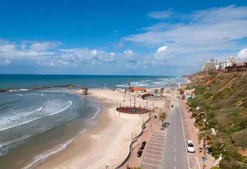 Hotelli Leonardo Plaza Netanya