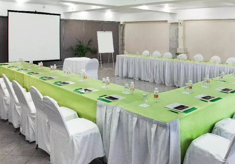 فندق Viva Villahermosa