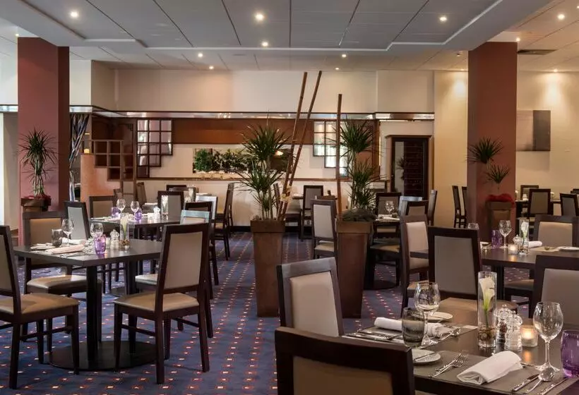 Отель Wyndham Garden Duesseldorf Mettmann