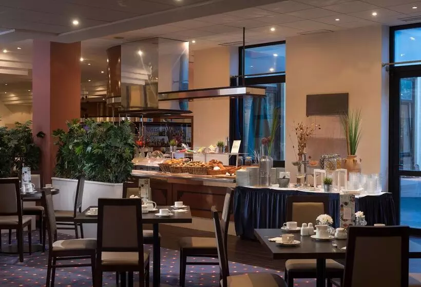 Отель Wyndham Garden Duesseldorf Mettmann