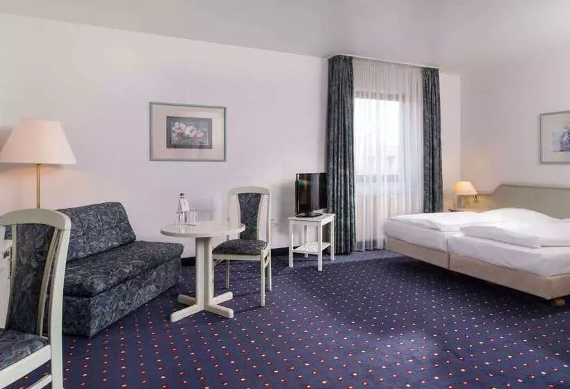 Отель Wyndham Garden Duesseldorf Mettmann