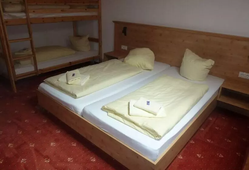 T3 Alpenhotel Garfrescha