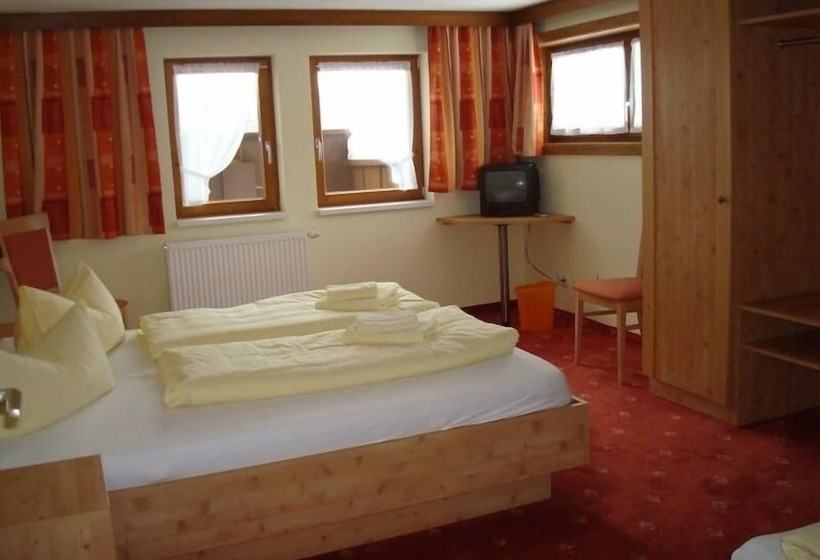 T3 Alpenhotel Garfrescha