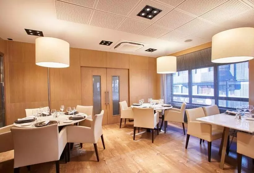 Grand Plaza Hotel & Wellness