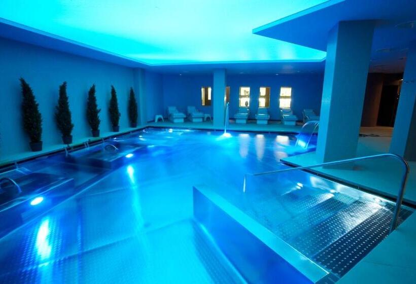 Grand Plaza Hotel & Wellness