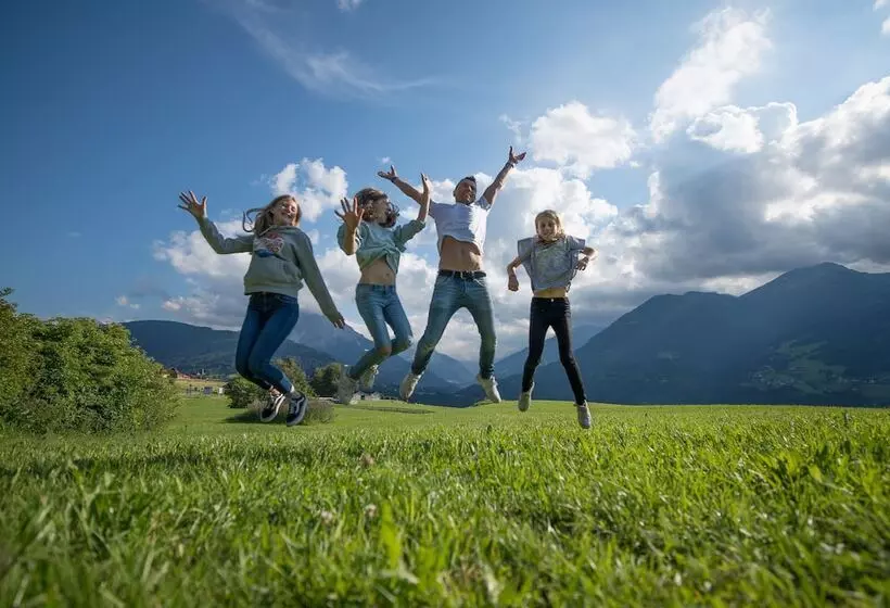 Отель Restaurant Grünwalderhof