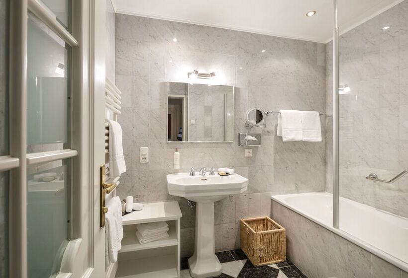 ホテル Landhaus Zu Appesbach