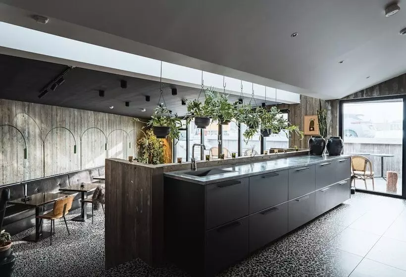 هتل Leifur Eiríksson