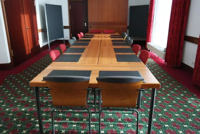 ホテル Trip Inn Frankfurt Nordwestzentrum