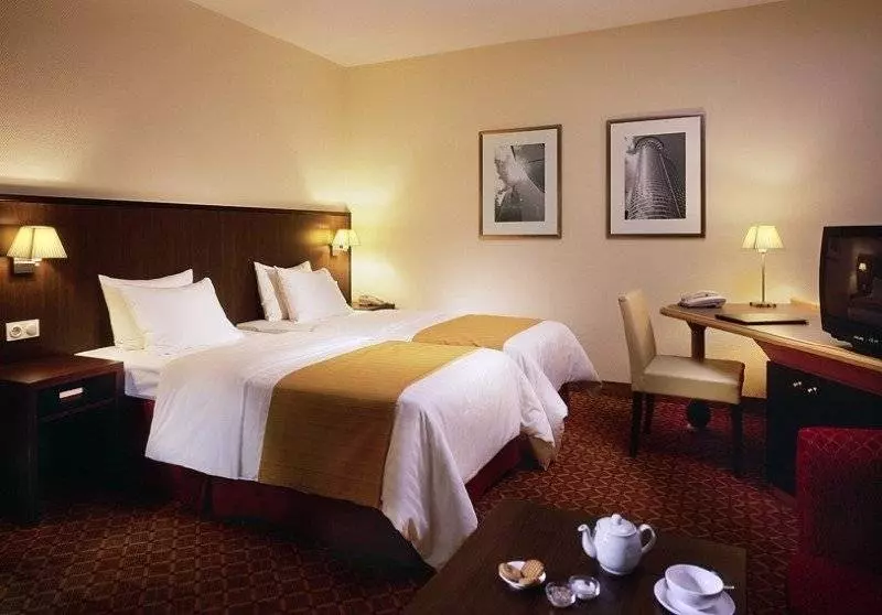 ホテル Trip Inn Frankfurt Nordwestzentrum