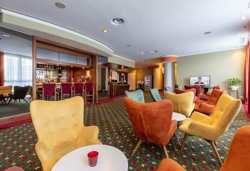 ホテル Trip Inn Frankfurt Nordwestzentrum