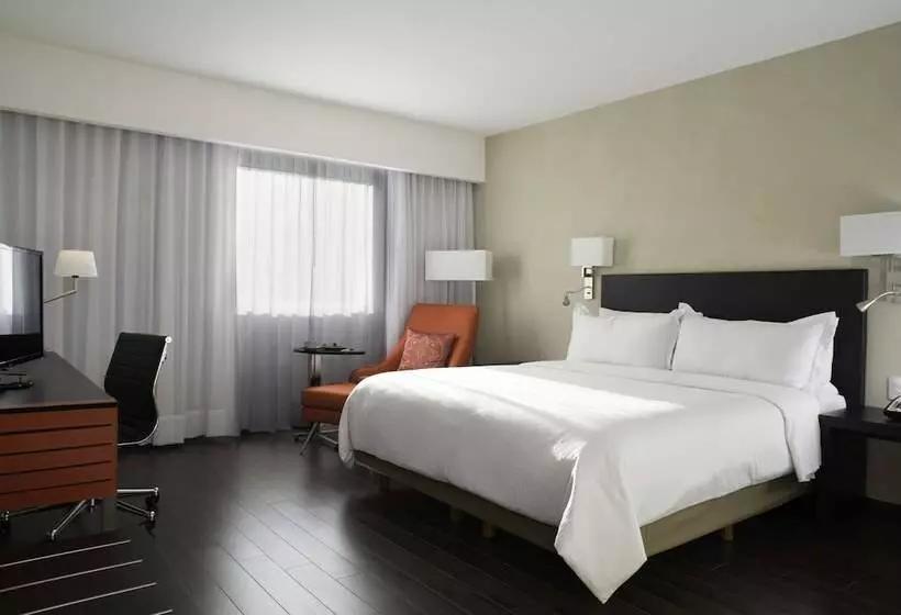 בית מלון כפרי Fiesta Inn Monterrey Valle