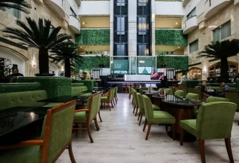 Surabaya Suites Hotel Powered By Archipelago