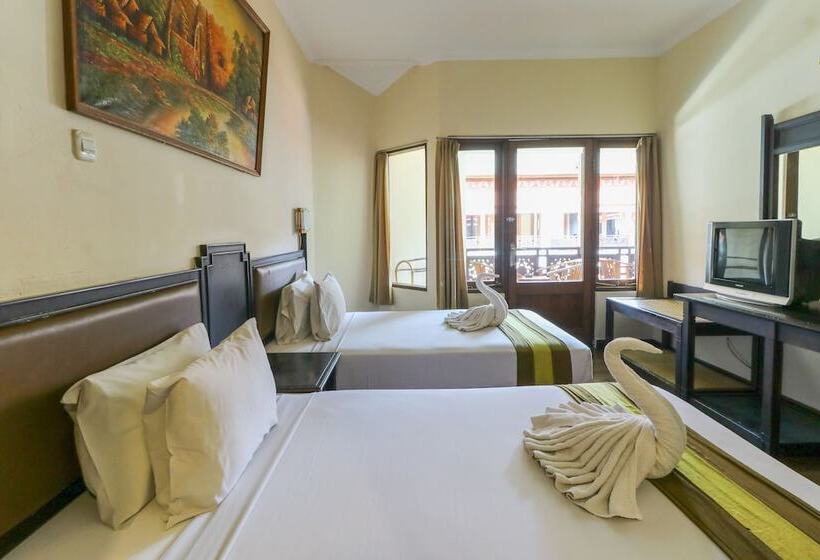 فندق The Flora Kuta Bali