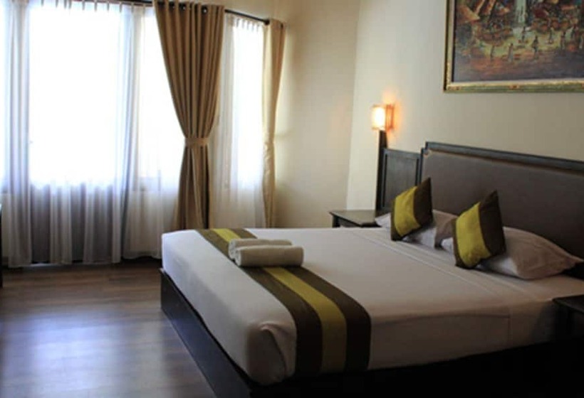 فندق The Flora Kuta Bali