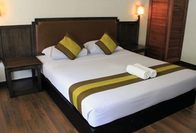 فندق The Flora Kuta Bali