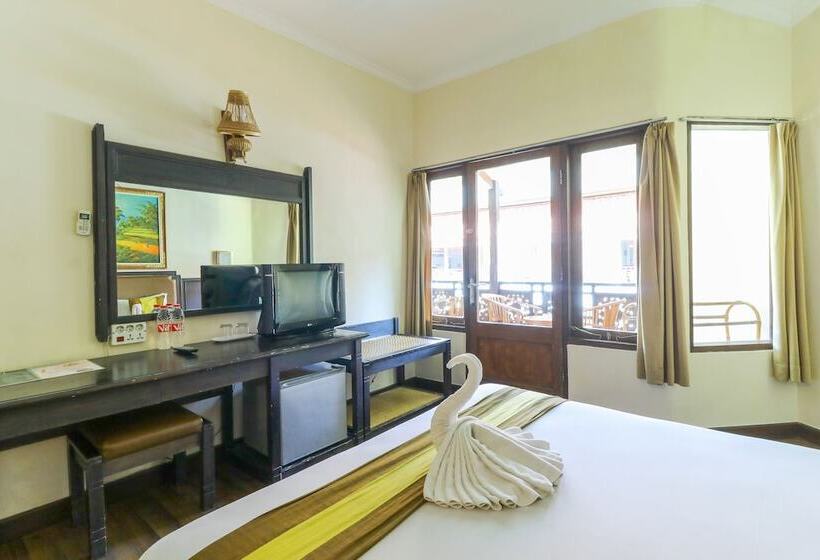 فندق The Flora Kuta Bali