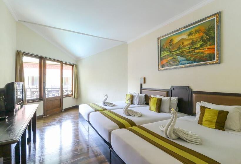 فندق The Flora Kuta Bali