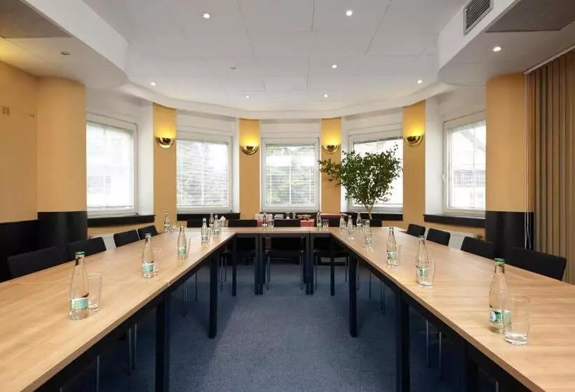 호텔 Tulipan Pruhonice