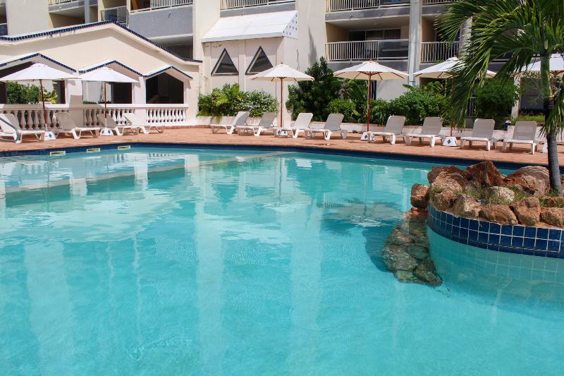 Sapphire Beach Club Resort