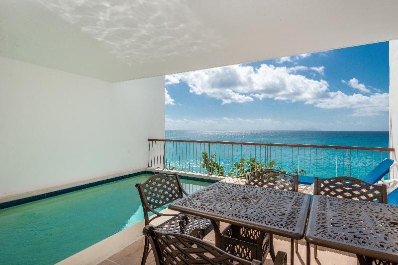 Sapphire Beach Club Resort