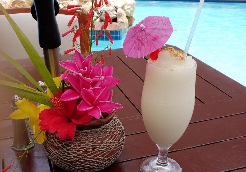 Sapphire Beach Club Resort