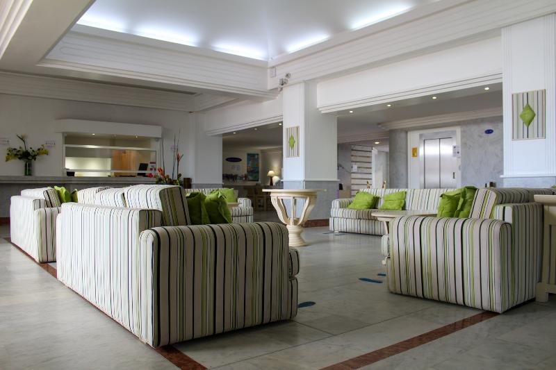 Sapphire Beach Club Resort