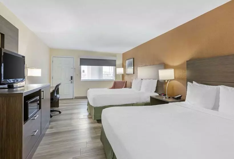 בית מלון כפרי Best Western Superstition Springs Inn